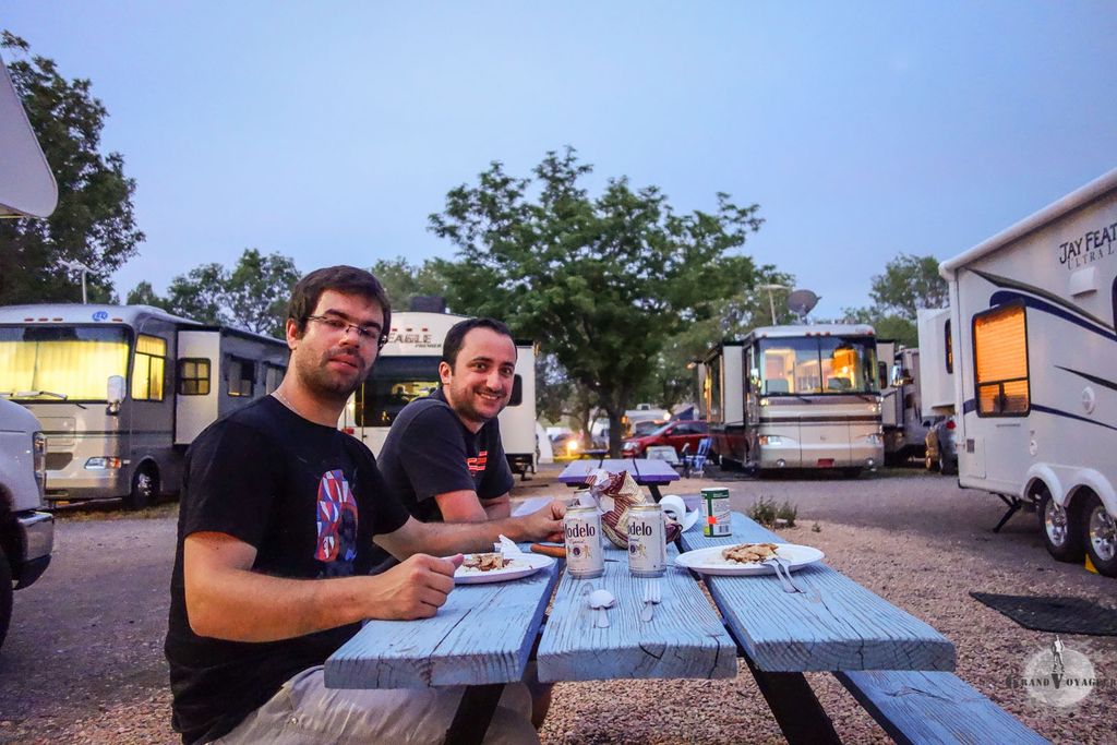 En fait, ça fait du bien d'arriver pas trop tard dans un camping et de se relaxer un peu. En fait, ça fait du bien d'arriver pas trop tard dans un camping et de se relaxer un peu.
