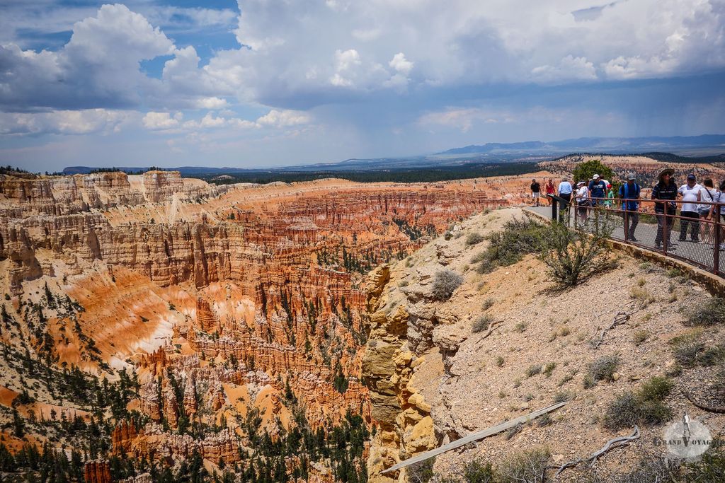 Attention à ne pas tomber ! Attention à ne pas tomber !