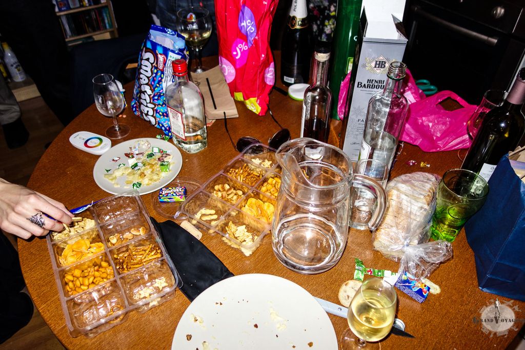 Les soirée d'au revoir sont toujours l'occasion de partager des repas sains et équilibrés Les soirée d'au revoir sont toujours l'occasion de partager des repas sains et équilibrés