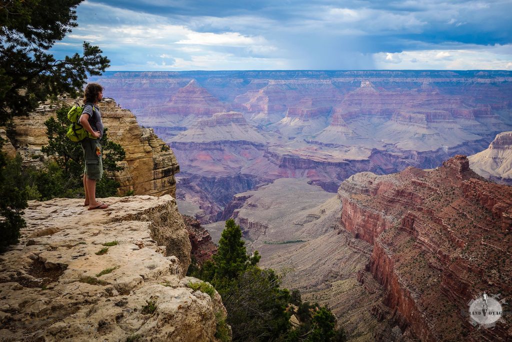 Prenant exemple sur T-Chat, je médite aussi devant le paysage. Prenant exemple sur T-Chat, je médite aussi devant le paysage.