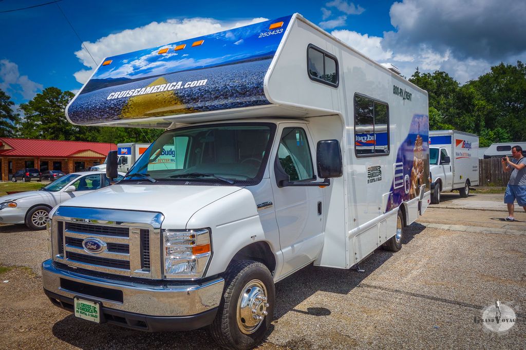 Image for Roadtrip USA : départ immédiat en camping car !