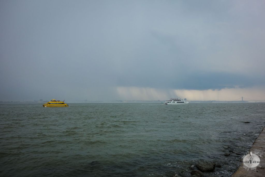 Avec un peu de chance l'orage va nous épargner ? Avec un peu de chance l'orage va nous épargner ?