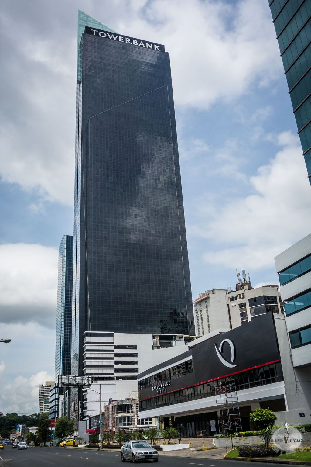 Tower Bank, et son impressionnant gratte-ciel, banque panaméenne. Tower Bank, et son impressionnant gratte-ciel, banque panaméenne.