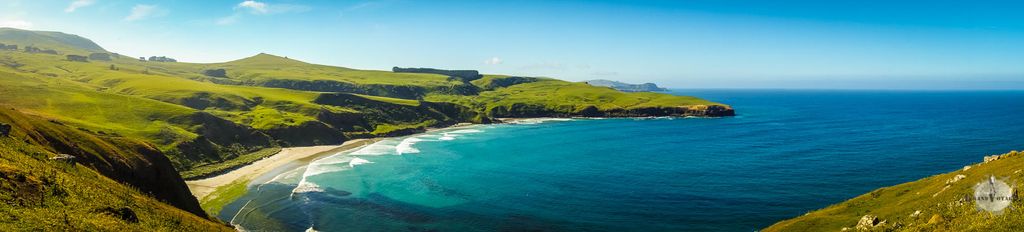 Nous nous dirigeons vers la plage en contrebas. Même sans animaux visibles, la ballade reste magnifique. Je suis très content de cette photo !