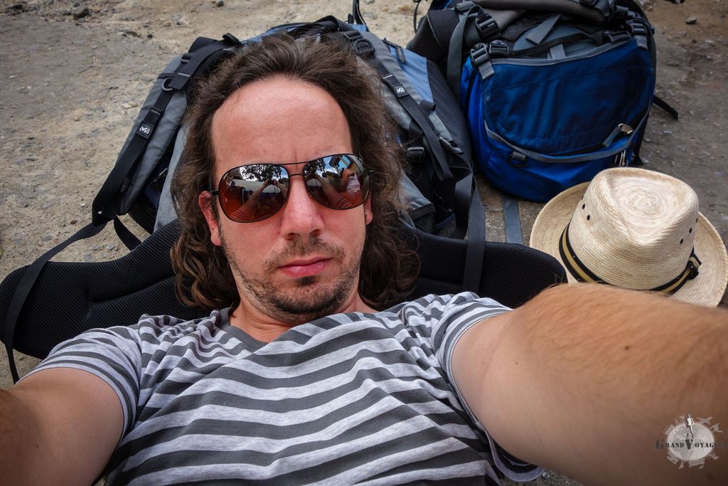 Forcément, 4 heures à rien faire, on se met à prendre des photos stupides. Forcément, 4 heures à rien faire, on se met à prendre des photos stupides.