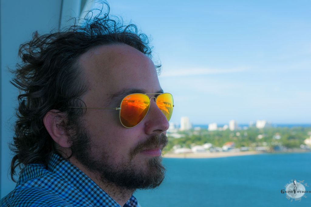 On assiste aux opérations en essayant de cacher notre excitation, eu égard à notre rang (vous me dîtes quand j'en fais trop, ok?)