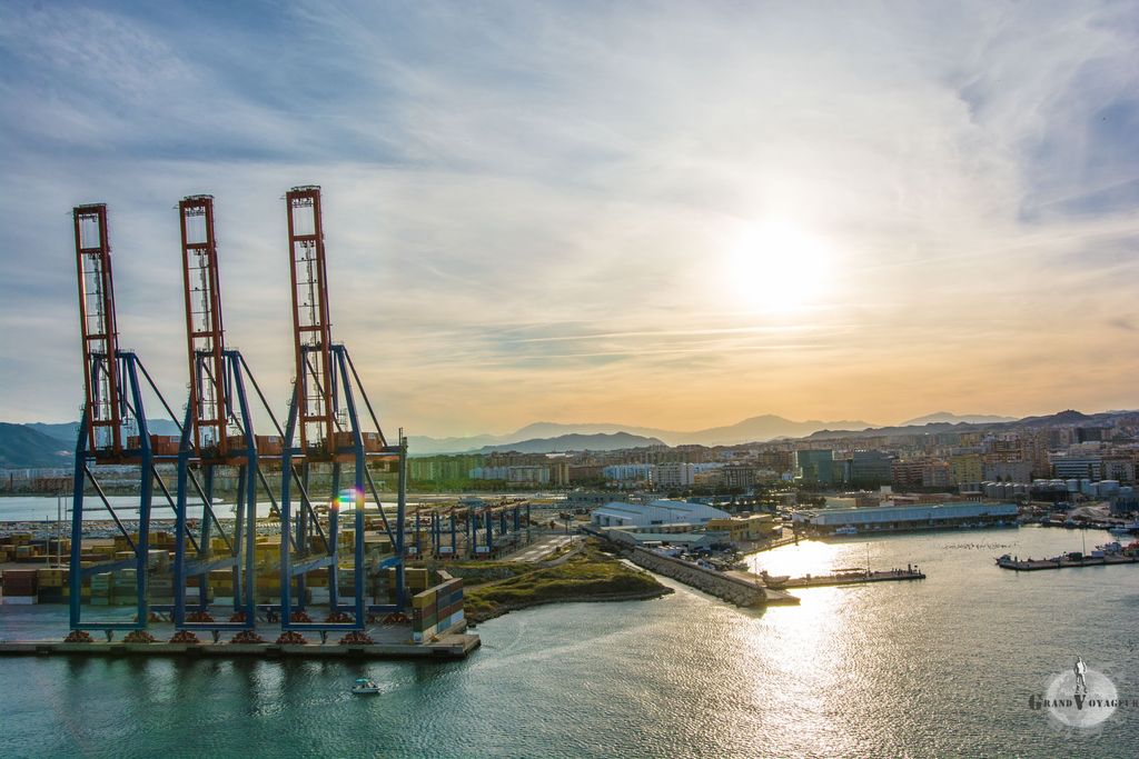 Le soleil tombe à l’horizon et c'est déjà le temps de repartir