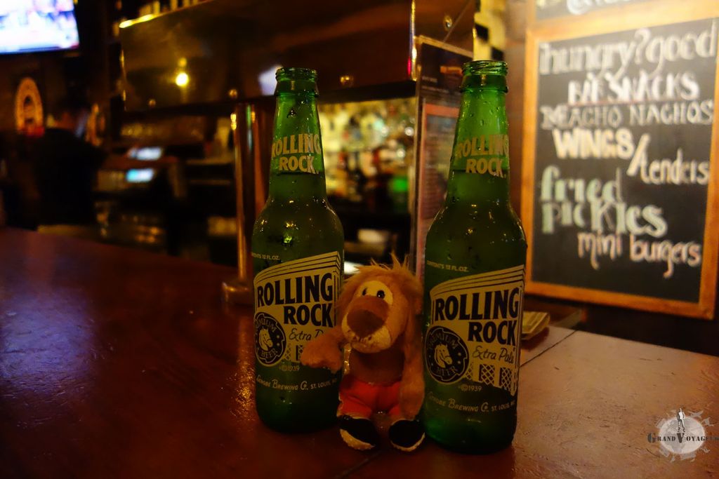 T-Chat, maintenant toujours à l'affût dès qu'une bière se présente. Ah Bravo ! T-Chat, maintenant toujours à l'affût dès qu'une bière se présente. Ah Bravo !