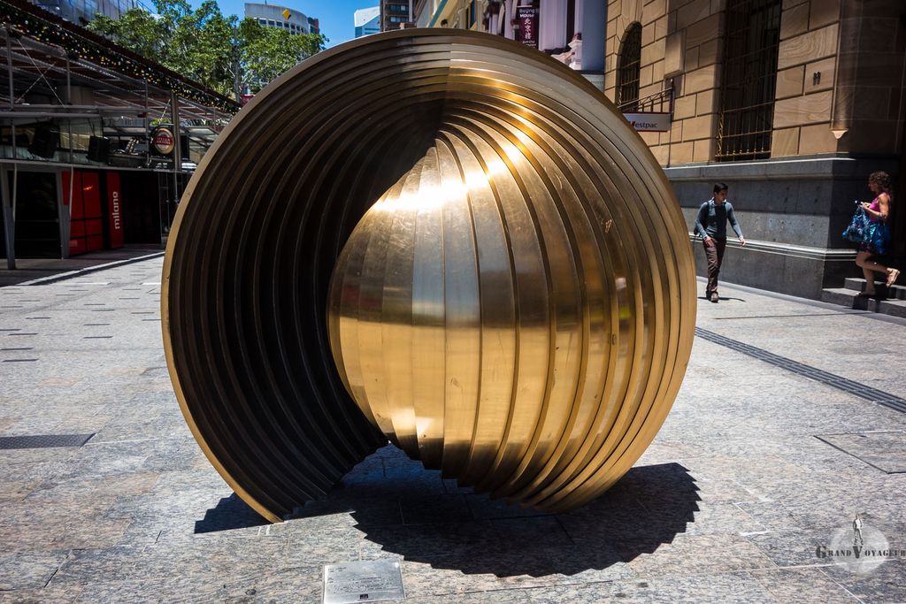 C'est joli, ça brille. C'est joli, ça brille.