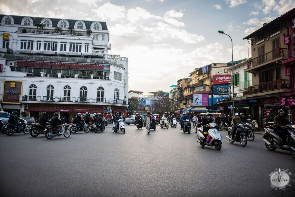 Les scooters, rois de la capitale vietnamienne. Les scooters, rois de la capitale vietnamienne.