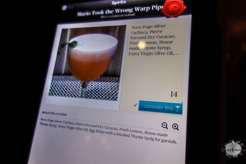 Un cocktail avec du sirop de thym fait maison et de l'huile d'olive ? En tant que bon provençal, je me dois de tester ! Un cocktail avec du sirop de thym fait maison et de l'huile d'olive ? En tant que bon provençal, je me dois de tester !