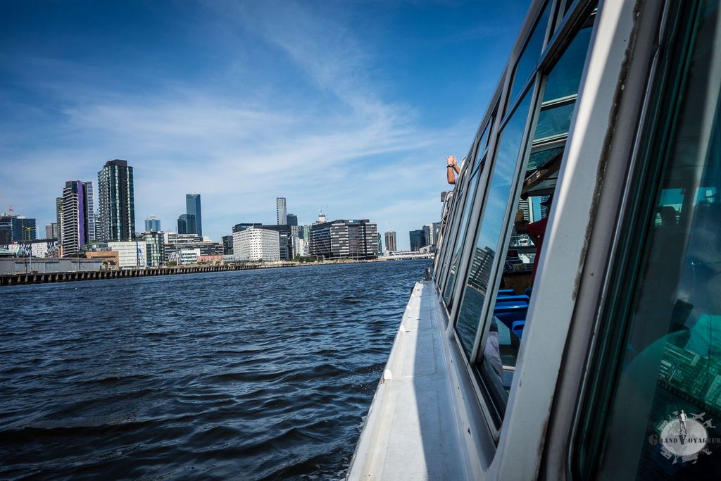 Vue de Melbourne depuis notre navette fluviale. Vue de Melbourne depuis notre navette fluviale.