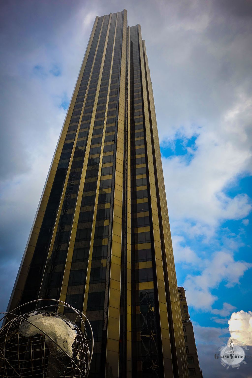 La Trump Tower. Il vont toucher le ciel s'ils continuent non ? La Trump Tower. Il vont toucher le ciel s'ils continuent non ?