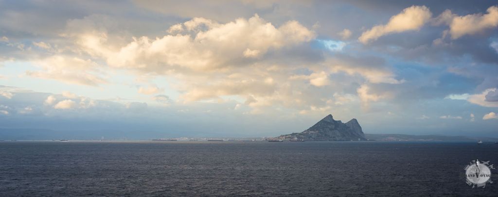 Le rocher de Gibraltar en fin d'après-midi. Magnifique.
