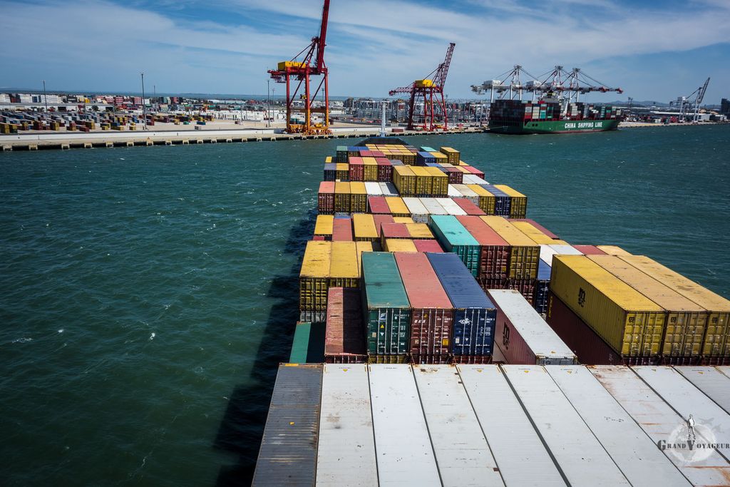 Demi-tour en cours, encore un petit effort ! Demi-tour en cours, encore un petit effort !