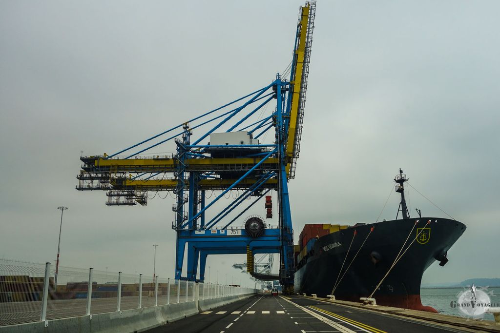 MSC Uganda: il était un petit navire. MSC Uganda: il était un petit navire.