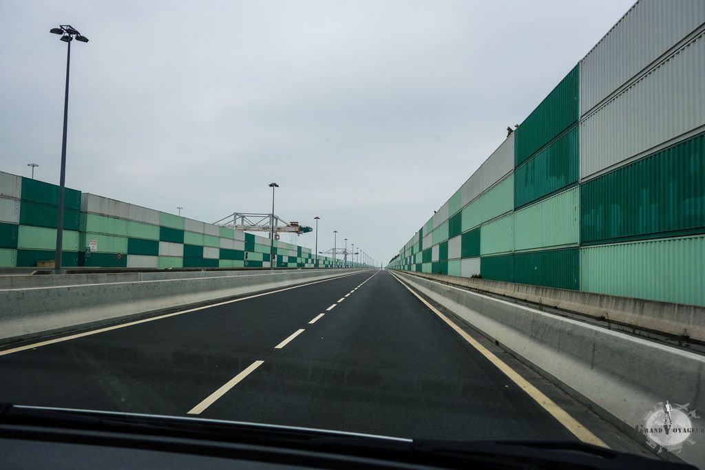 L'arrivée au terminal TNMSC L'arrivée au terminal TNMSC