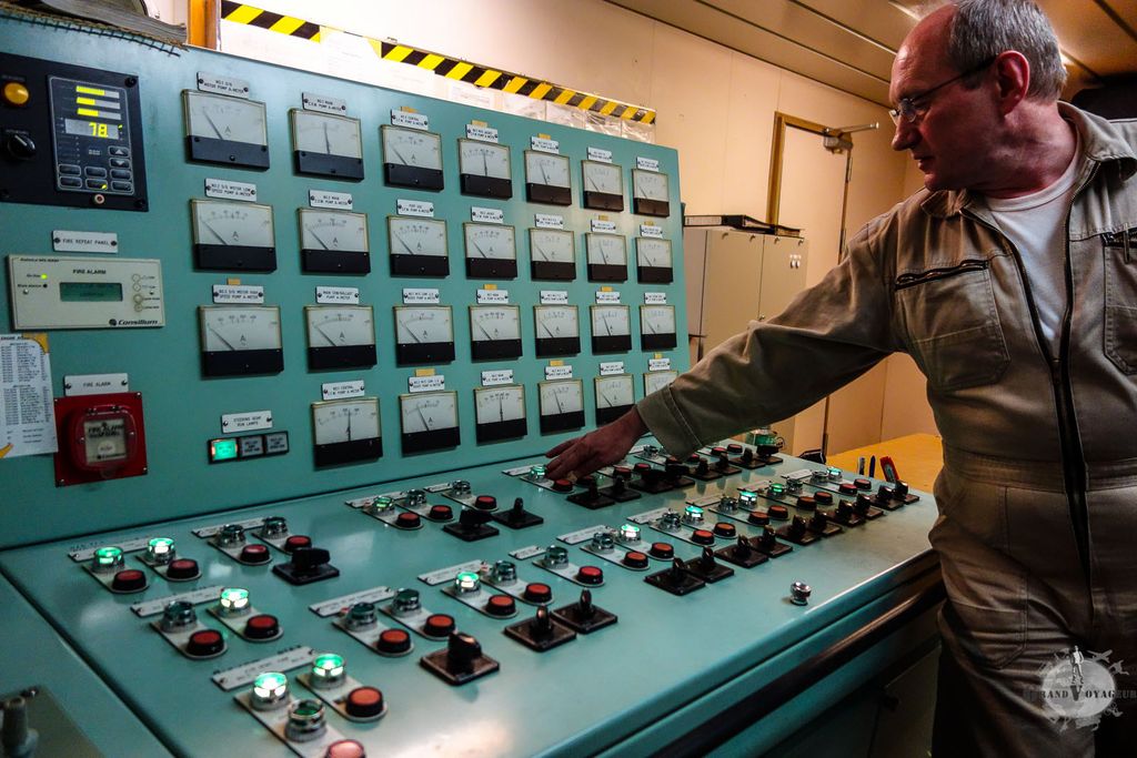 Image for Cargo Atlantique Jour 8 : visite de la salle des machines