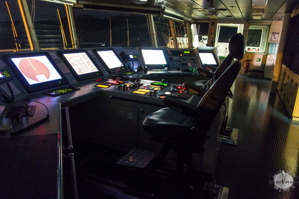 Le poste de commandement a un petit air de Star Trek. Le poste de commandement a un petit air de Star Trek.